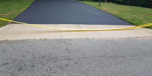 Driveway Sealcoating in Stockton