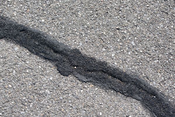 Asphalt Crack Sealing in Stockton